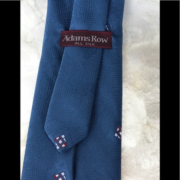 100% SILK Blue Red Mens Tie Adams Row - Picture 4 of 5